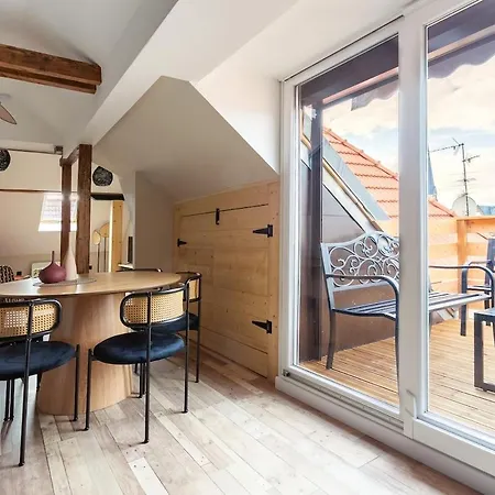 L'art Et La Matière Avec Terrasse Et Deux Places De Parking Privatifs